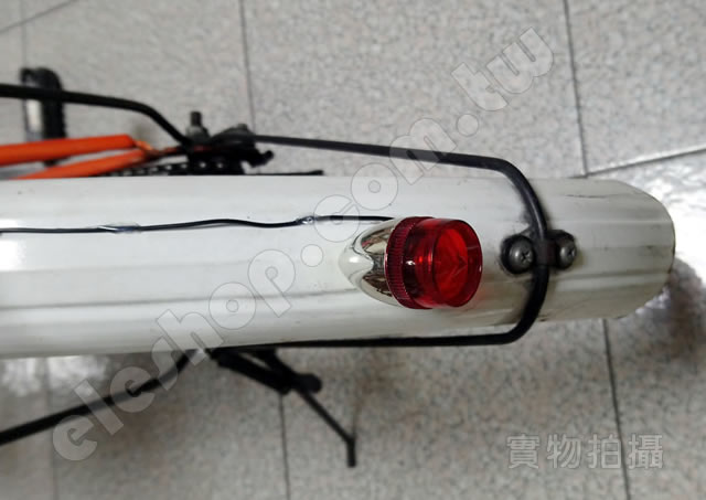 車尾警示燈, 單車 尾燈